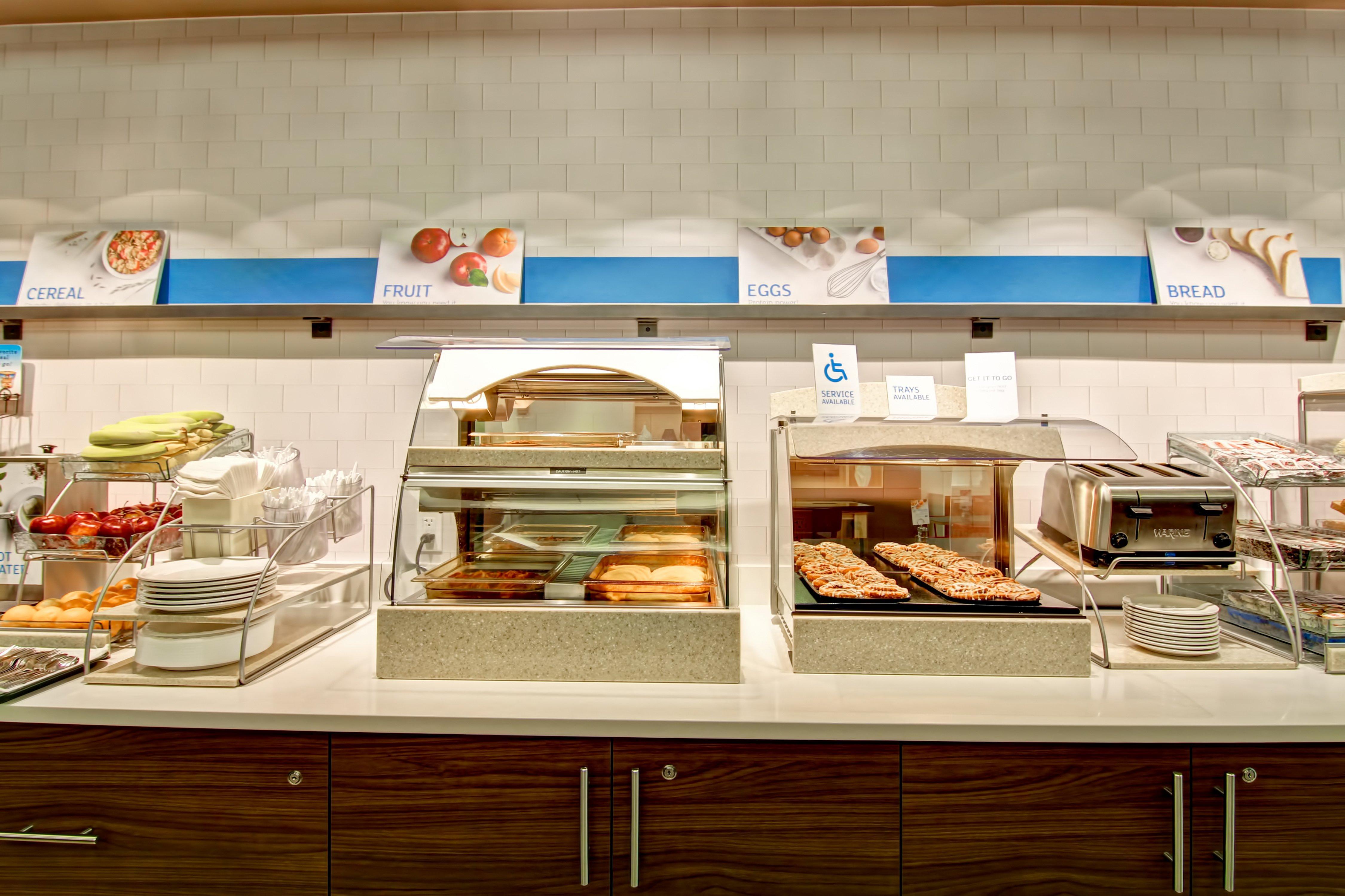 Holiday Inn Express Kamloops By Ihg Exterior photo