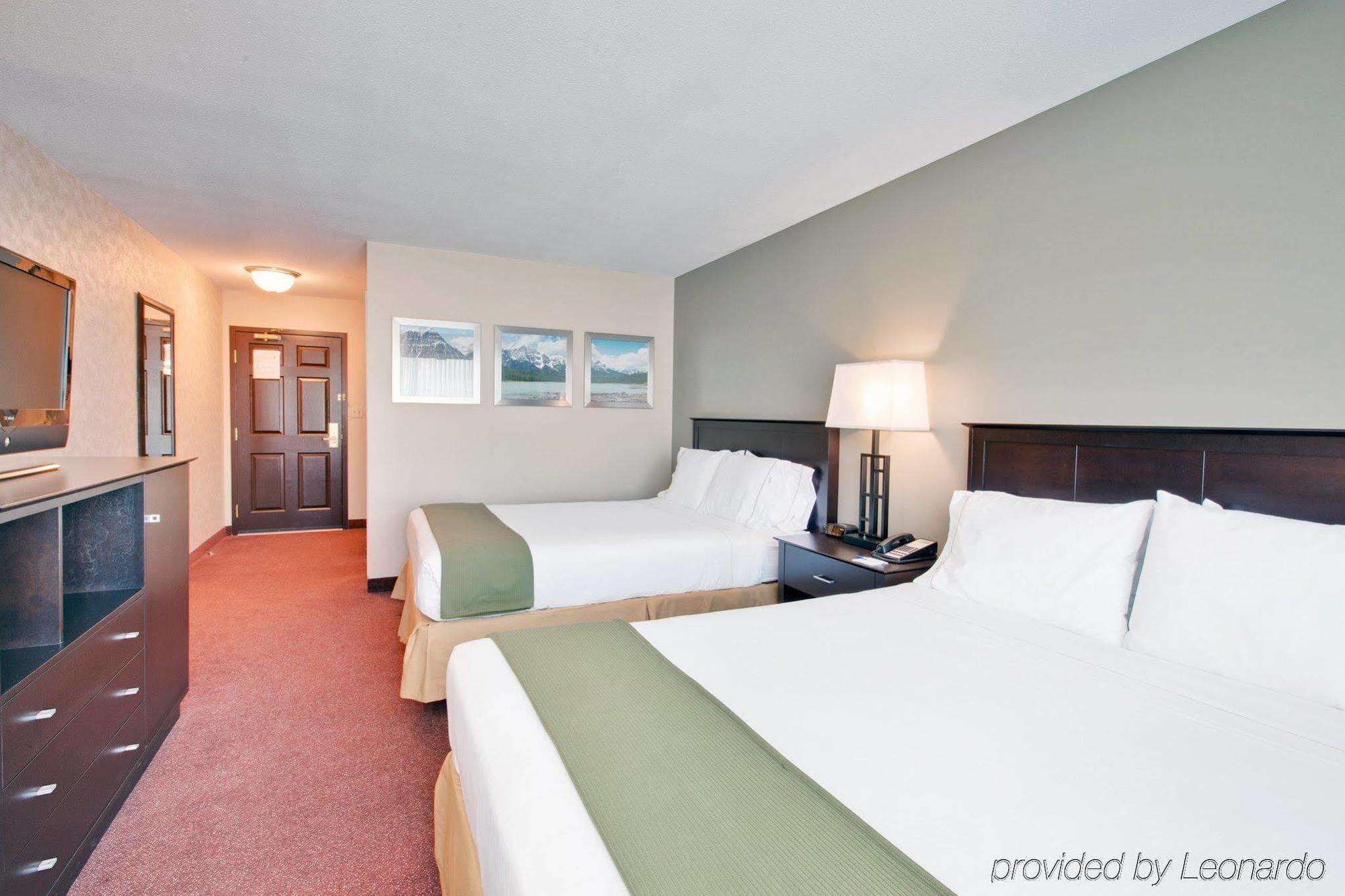 Holiday Inn Express Kamloops By Ihg Room photo